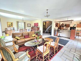  Maison à vendre 8 pièces 257 m²