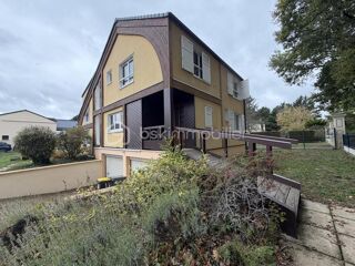 Vente Maison Maison familiale individuelle avec sous sol total et grand jardin Cesson