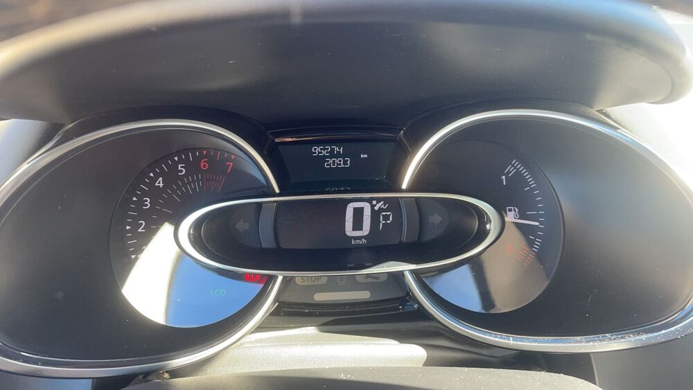 Clio IV 1.2 TCe 120 EDC Intiale Paris 2018 occasion 63310 Saint Sylvestre Pragoulin