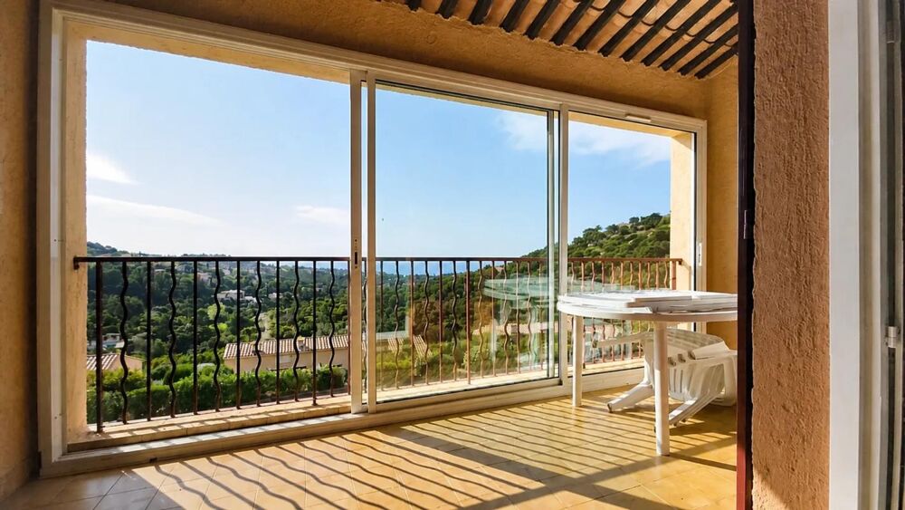 Vente Appartement Appartement 2 pièces de 37 m² à Roquebrune-sur-Argens Roquebrune sur argens