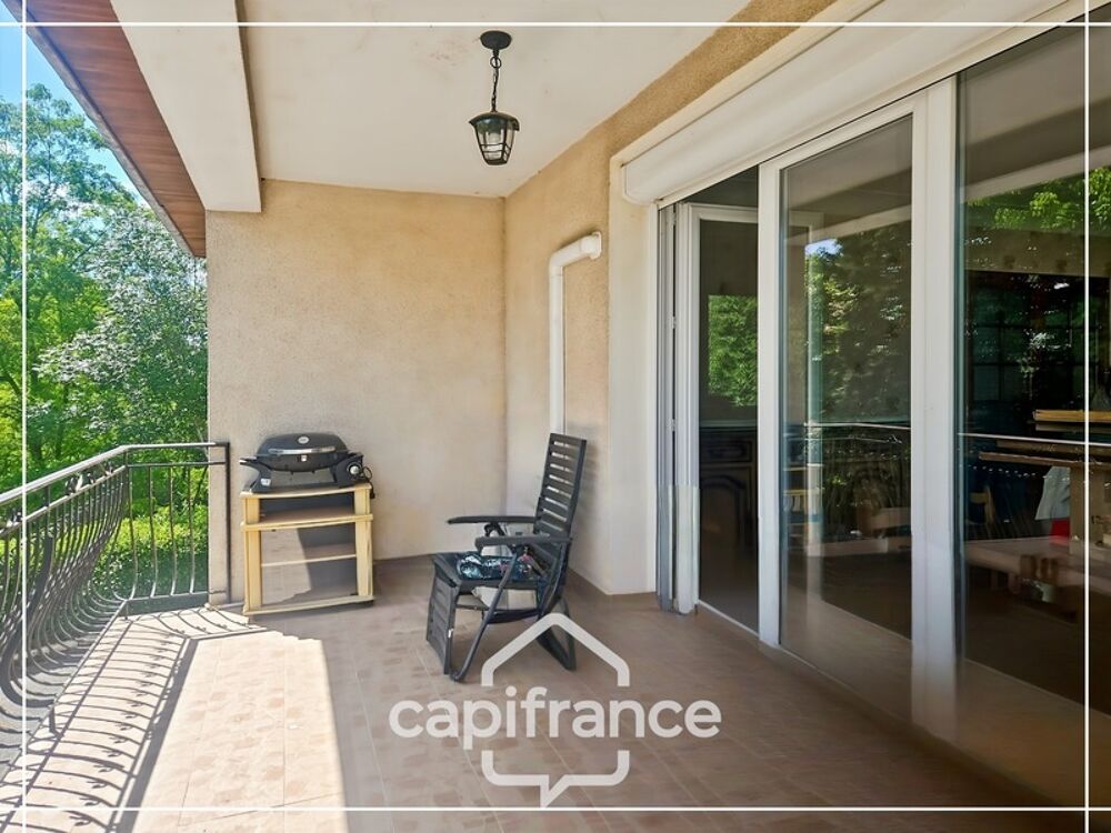 Maison avec sous-sol, 3 chambres, jardin, garage, accès de plain pied depuis la terrasse