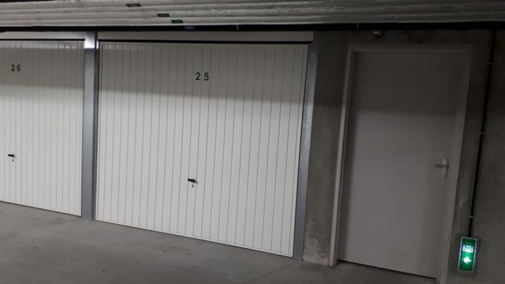Location Parking/Garage GARAGE BOXE EN SOUS-SOL LYON 03 - 0 m2 Lyon 3