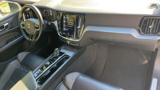 V60 2.0 D4 190 Mild Hybrid Geartronic R-Design 2021 occasion 88200 Remiremont
