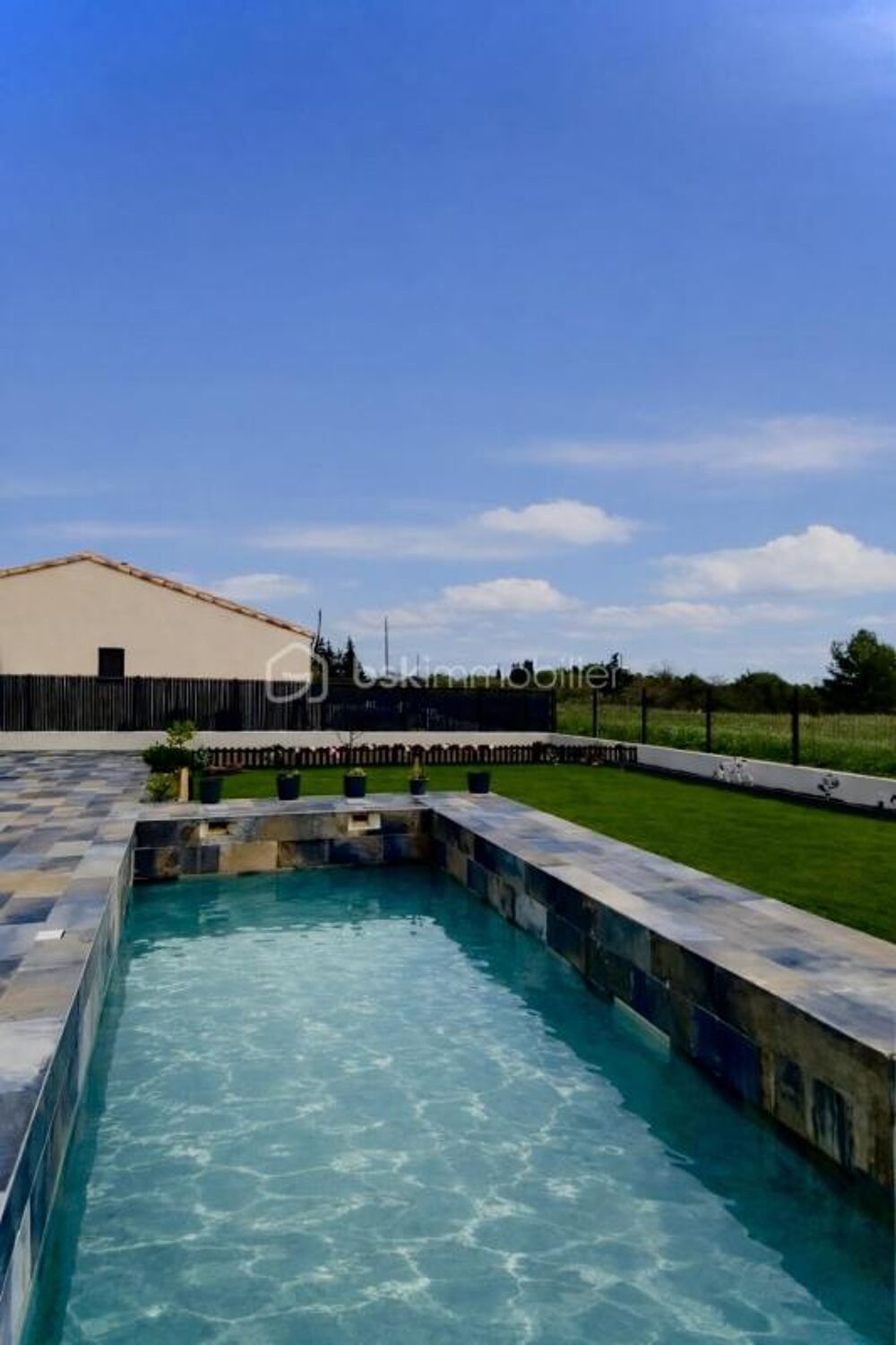 Villa contemporaine de plain-pied t4 piscine