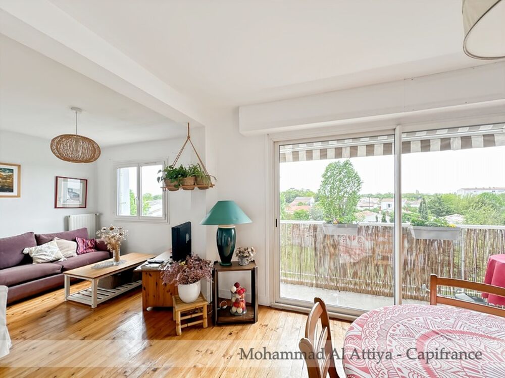 À vendre à La Rochelle, Appartement 3 pièces de 67m², dernier étage, parking, cave et balcon
