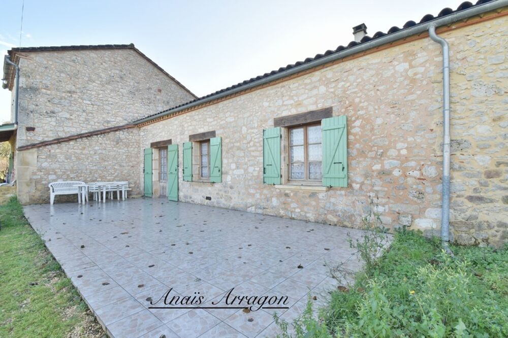 Bâtisse en pierre 150 m² + grange 113 m²  Terrain 3 000 m²  Montayral à 2 min commerces (47)