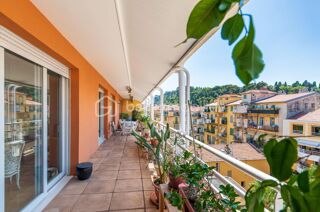  Appartement � vendre 5 pi�ces 182 m�