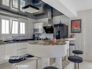  Maison  vendre 8 pices 251 m