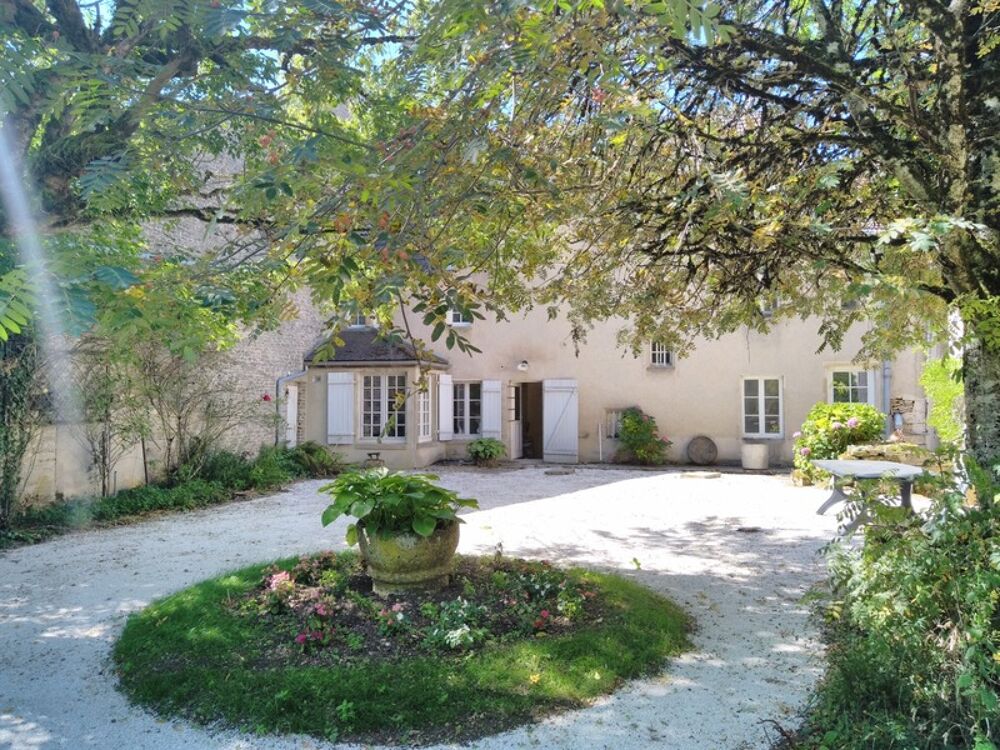 Maison 15 pièces 298 m² · à Chalancey · 298 m² · 315 000 €