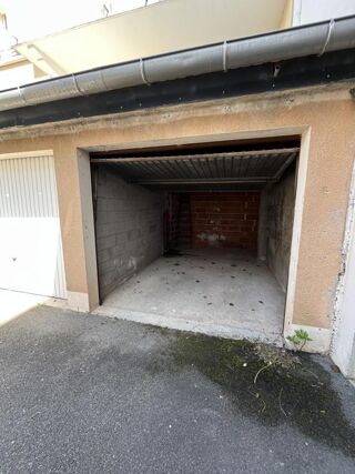  Parking / Garage � louer 