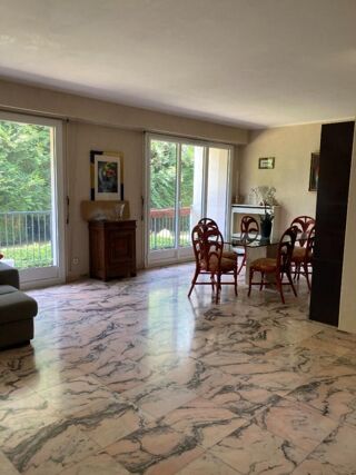  Appartement � vendre 5 pi�ces 146 m�