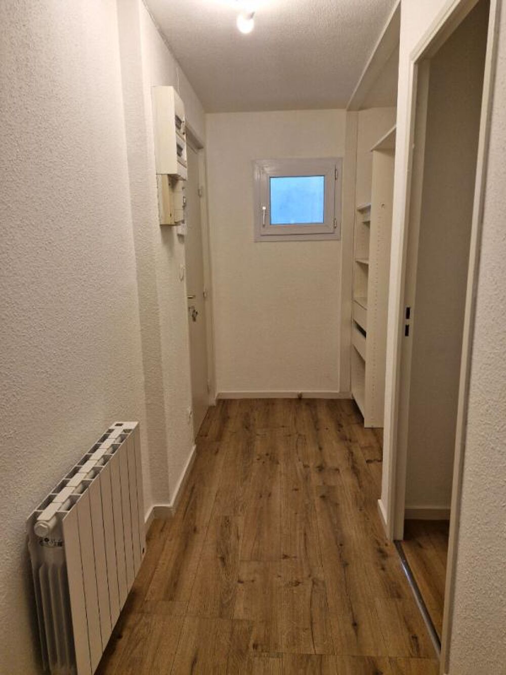 ROANNE - APPARTEMENT T2