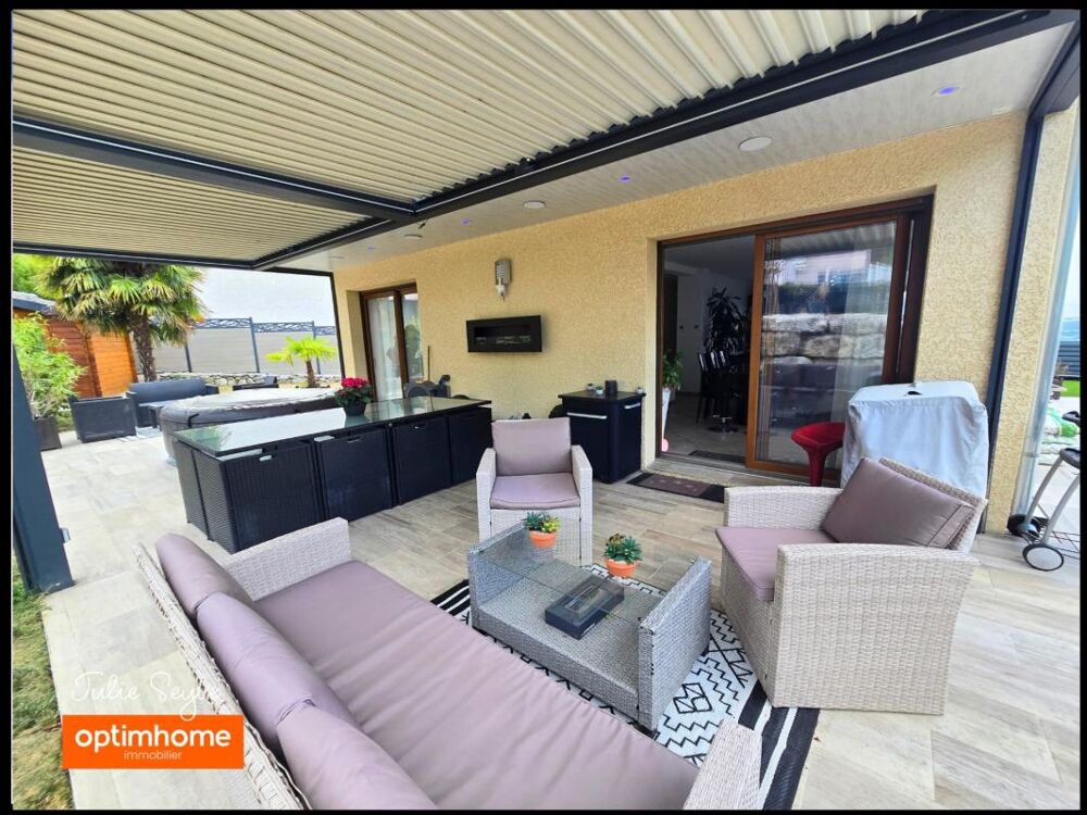 Vente Maison Maison familiale avec studio indépendant, terrasse exceptionnelle, garage, carport et vue dégagée – Chevrier Chevrier