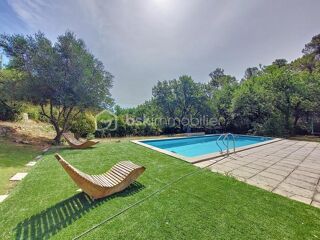  Villa � vendre 7 pi�ces 148 m�