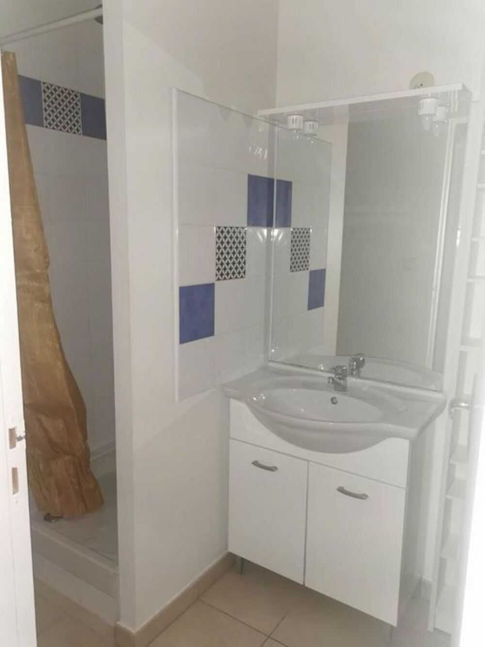 Location Appartement Appartement de 30m2 à louer sur Nîmes Nimes