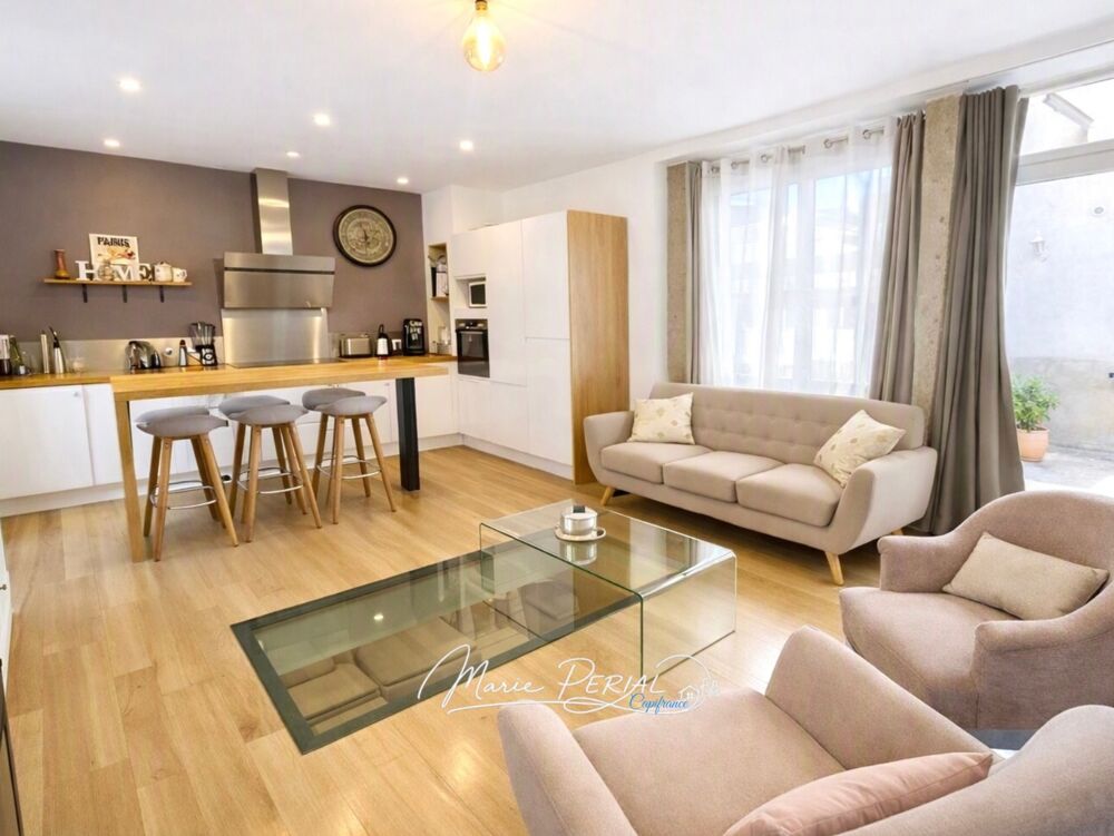 Maison de ville atypique et lumineuse avec cour privative à Nancy (54000)
