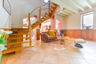  Villa � vendre 14 pi�ces 332 m�