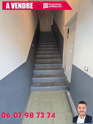  Immeuble � vendre 1 pi�ce 650 m�