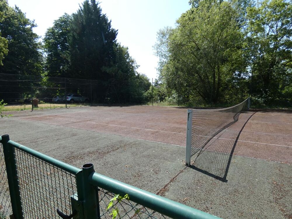 à vendre  Propriété/château Cherisy (28500)