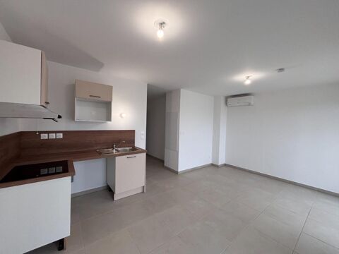   T1 avec balcon et parking à MONTEUX Appartement - 1 pièce(s) - 29 m²