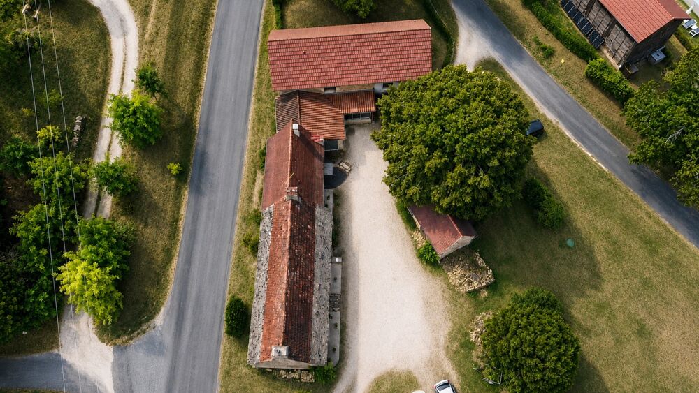 Maison dhôtes à vendre en Dordogne  activité existante, fort potentiel de développement
