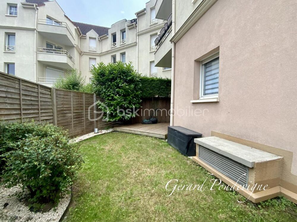 Location Appartement Grand studio meublé avec Mezzanine, Jardin privatif et Cave ! Montesson