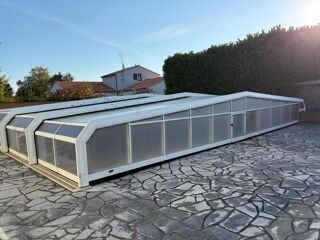  Propriété/château à vendre 1 pièce 222 m²