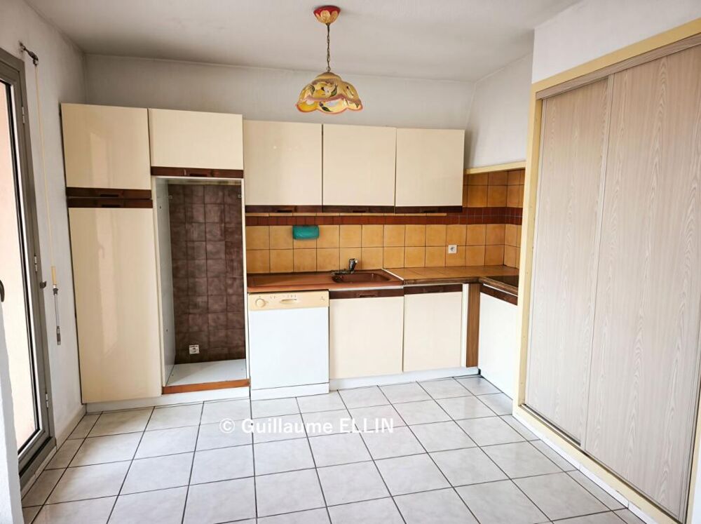 Vente Appartement T2 42 m2 + parking  + cave Perpignan