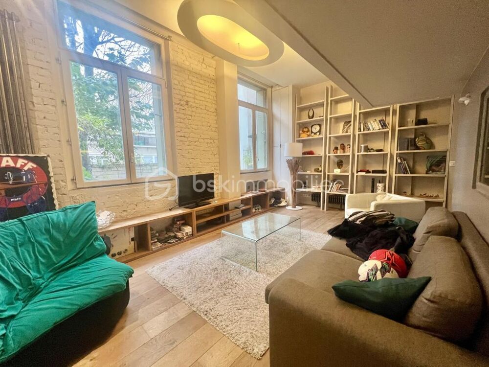 Vente Loft T4 - 98 m2 - 3 chambres - RUE POLONCEAU - Paris XVIIIème Paris 18