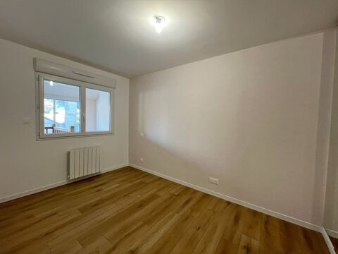  Appartement � louer 4 pi�ces 87 m� Plesse