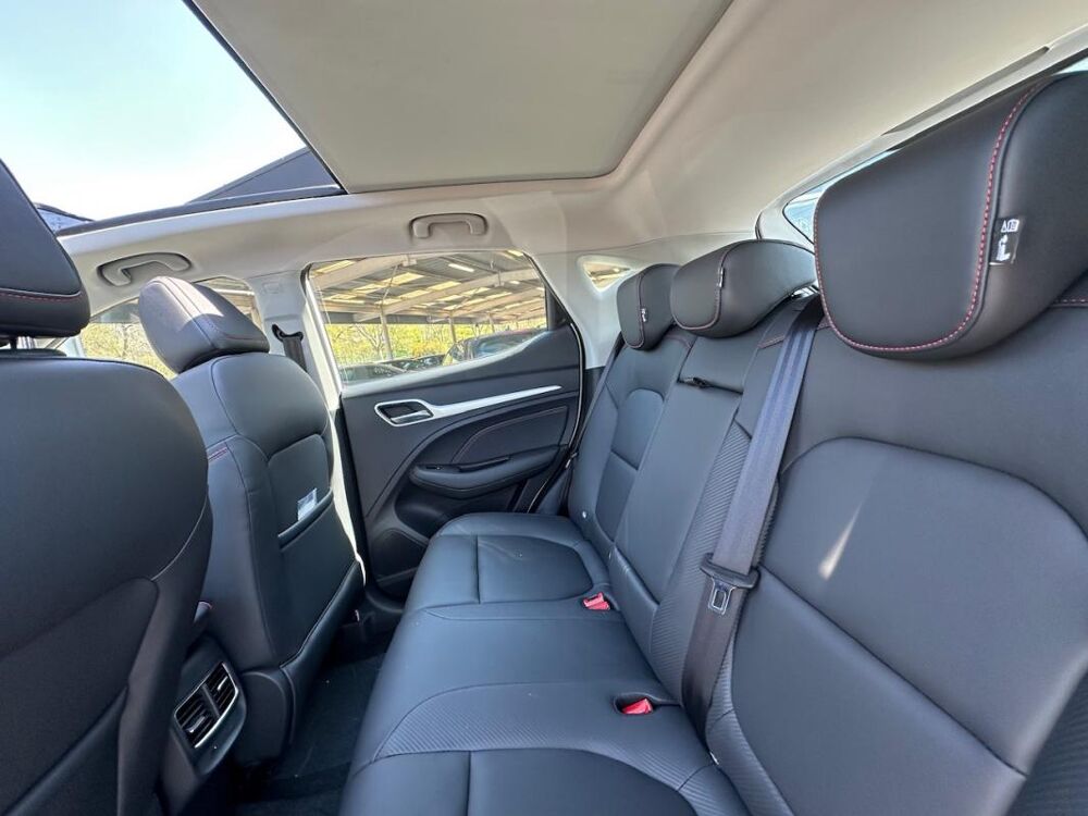MG.ZS EV AUTONOMIE ETENDUE 70KWH - 115 KW 2WD LUXURY 2023 occasion 78240 Chambourcy