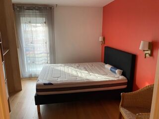  Appartement à louer 3 pièces 63 m²