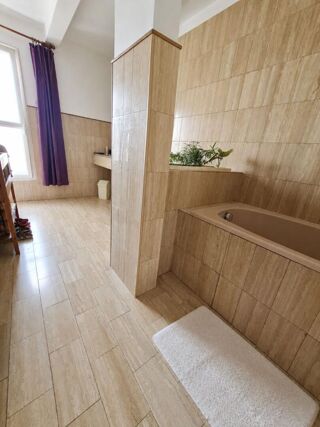 Vente Appartement DERNIER ETAGE - T6  de 180 m2 ?Terrasse de 280 M2 par l'architecte Pierre Calmon Pessac