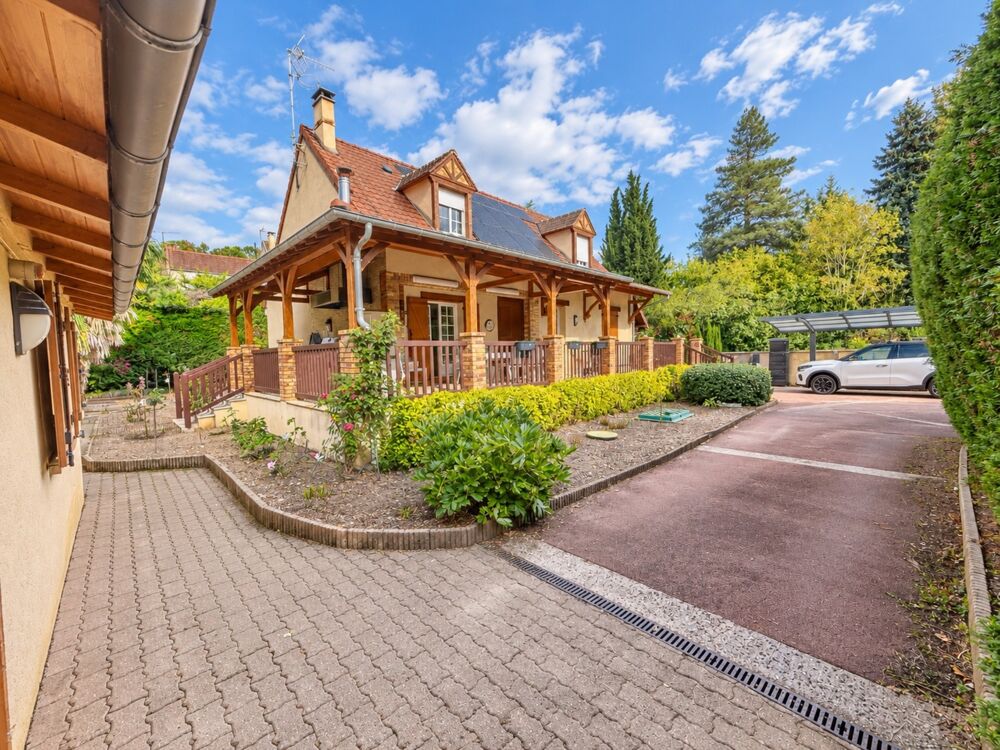 Vente Maison Maison à vendre 5 pièces VAUX SUR SEINE (78) - garage - dépendances - jardin - cuisine d'été Vaux sur seine