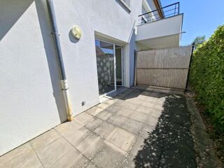  Appartement à louer 3 pièces 73 m²