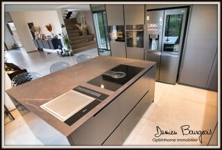  Maison  vendre 8 pices 290 m