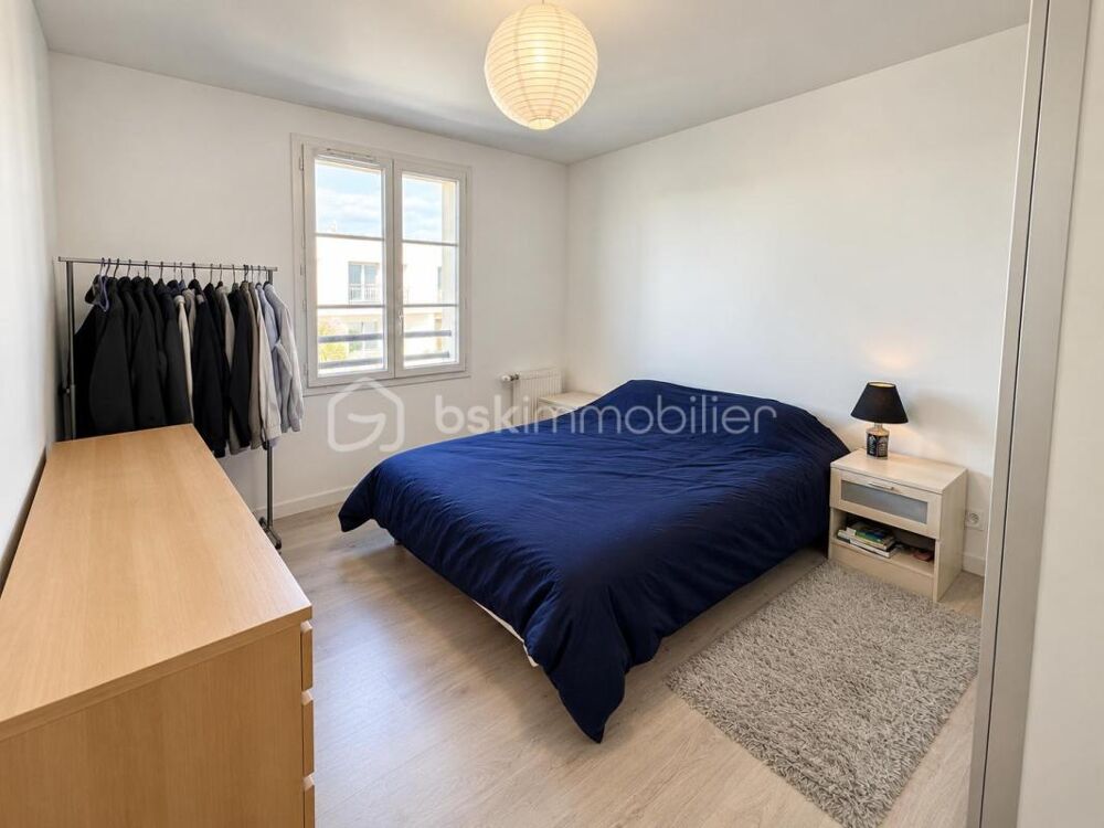 Appartement T2 de 43 m² avec 2 places de stationnement  Nanteuil-le-Haudouin