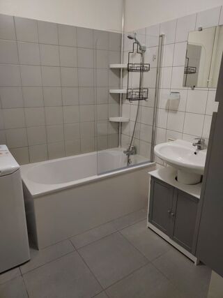  Appartement � louer 5 pi�ces 81 m�