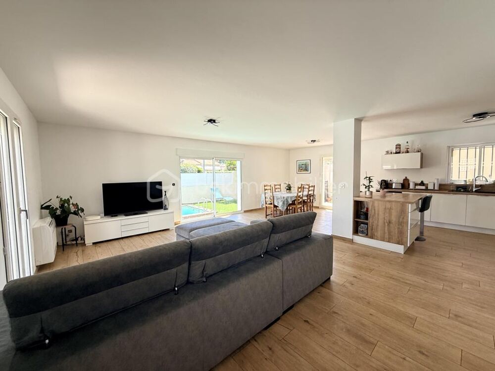 Balaruc-le-Vieux Villa familiale rénovée avec piscine