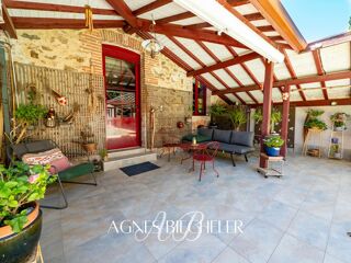  Maison  vendre 10 pices 270 m