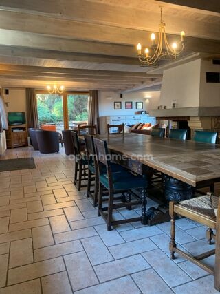  Maison � vendre 10 pi�ces 249 m�