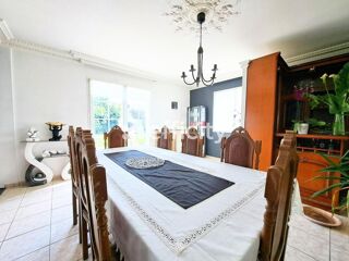  Villa � vendre 9 pi�ces 230 m�