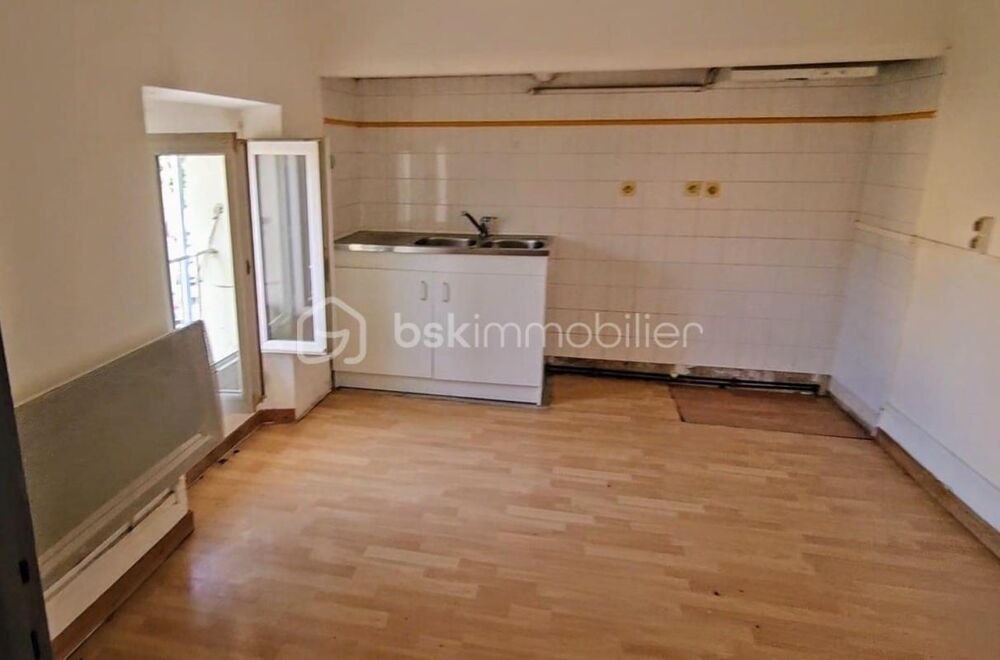 ? À vendre  Appartement T3 avec jardin  Saint-Génis-des-Fontaines