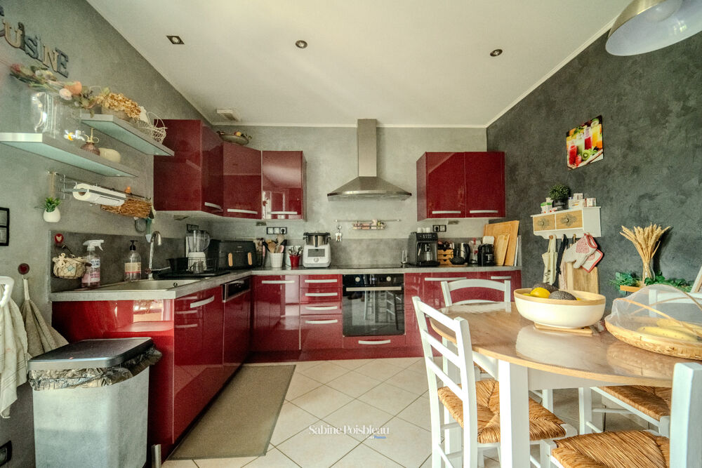Vente Maison Au Sud de Saumur à 10mn,maison de 132m² - 3 chambres, piscine chauffée jardin clos magnifique de 1742m²,garage Artannes sur thouet