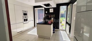  Proprit/chteau  vendre 10 pices 277 m