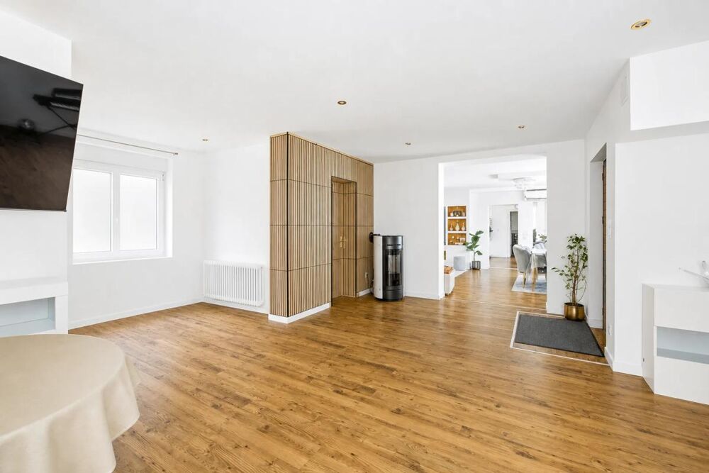 Vente Maison Maison de 8 pièces de 218 m² à Ingwiller Ingwiller