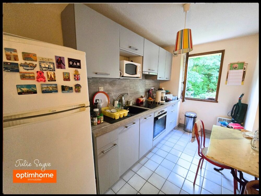 Vente Appartement Appartement T2 avec un balcon une cave et deux places de parking – Gex centre Gex