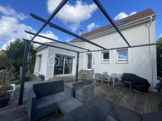  Maison � vendre 8 pi�ces 193 m�