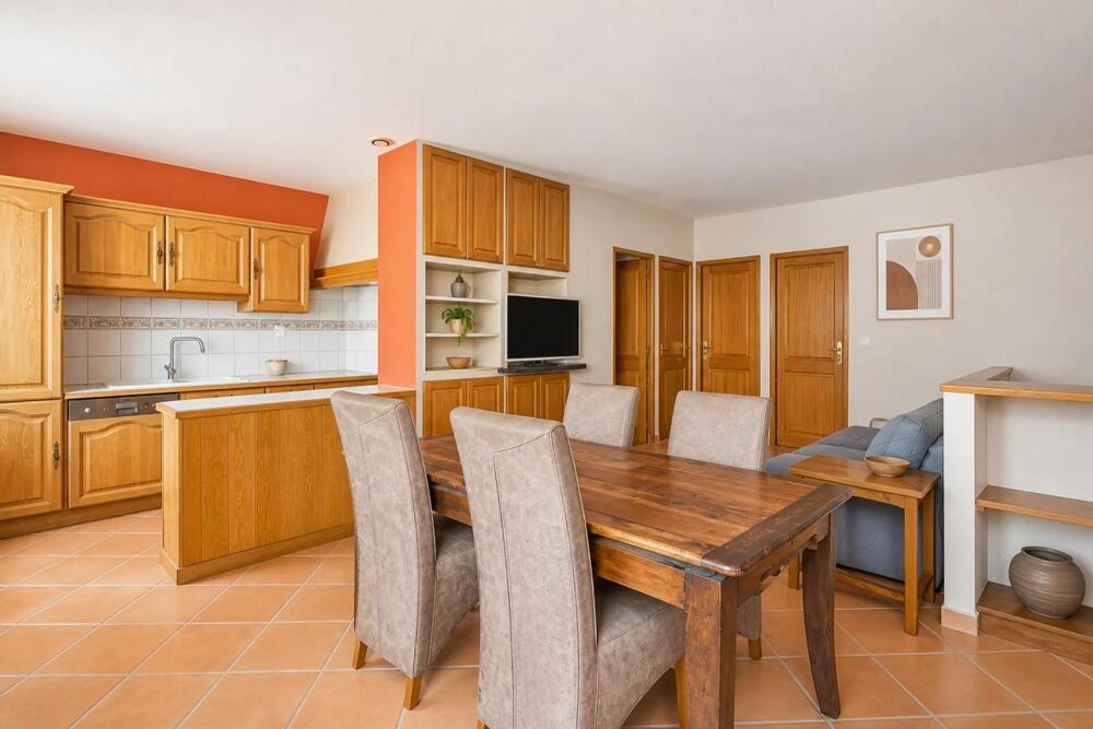 Maison de 5/6 pièces de 85 m² à Villeurbanne avec Garage et Cour
