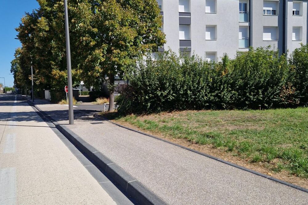 Vente Appartement AULNAT// APPT 3 PIECES - 1ER ETAGE CAVE Aulnat